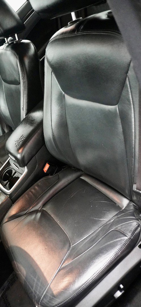 Used 2015 Chrysler 300 Limited image 4