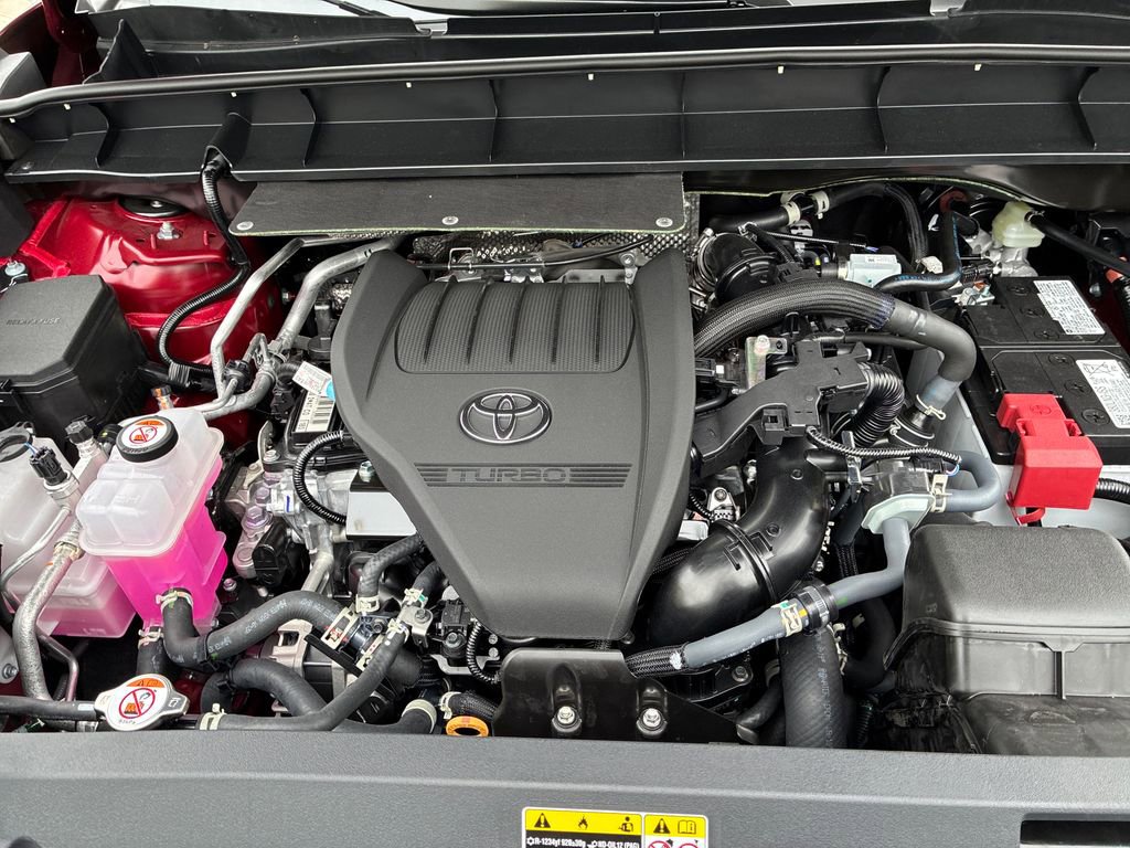 New 2026 Toyota Highlander XLE image 32