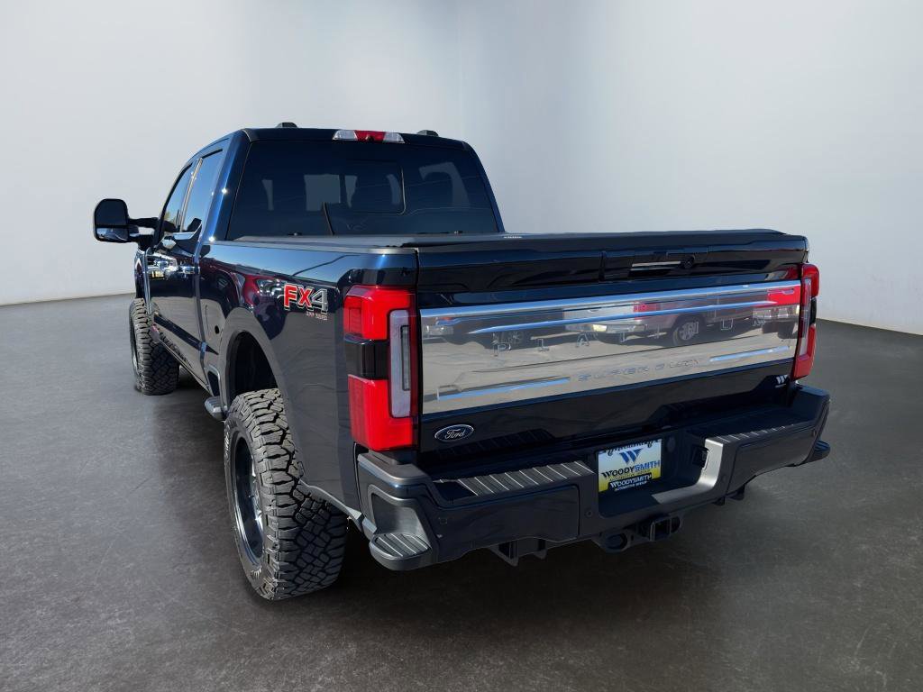 Used 2023 Ford F350 Platinum w/ FX4 Off-Road Package AWD/4WD image 3