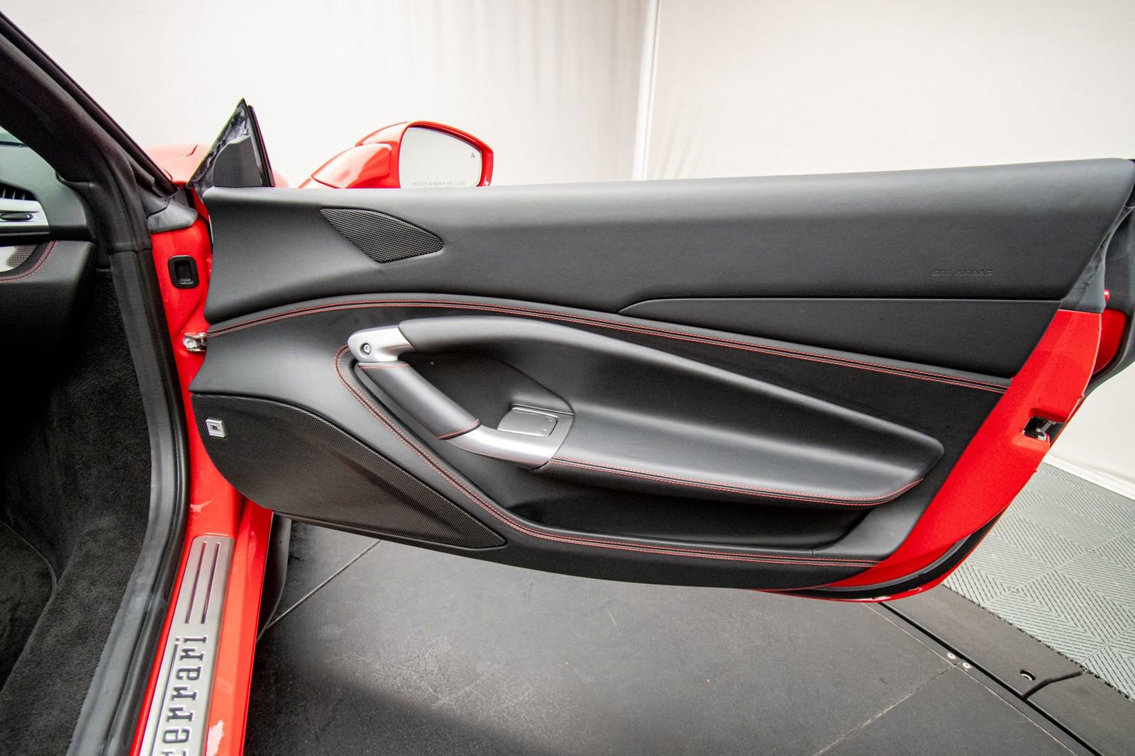 Used 2021 Ferrari F8 Tributo RWD image 53