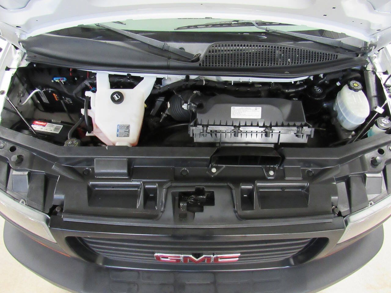 Used 2023 GMC Savana 3500 w/ Power Convenience Package RWD image 27
