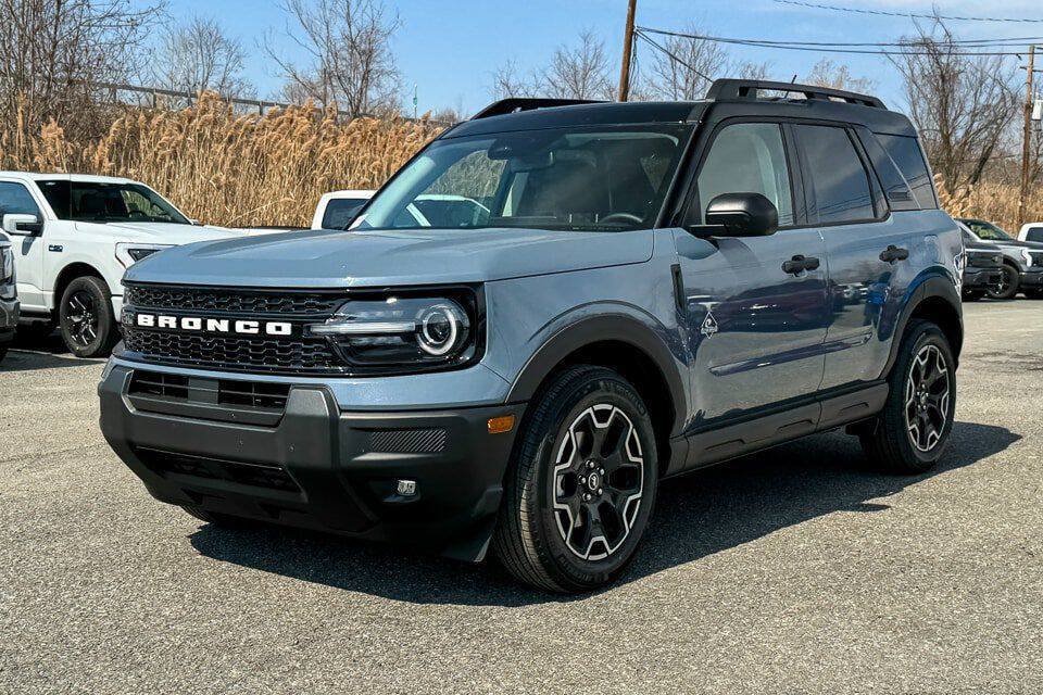 New 2026 Ford Bronco Sport Outer Banks AWD/4WD image 7