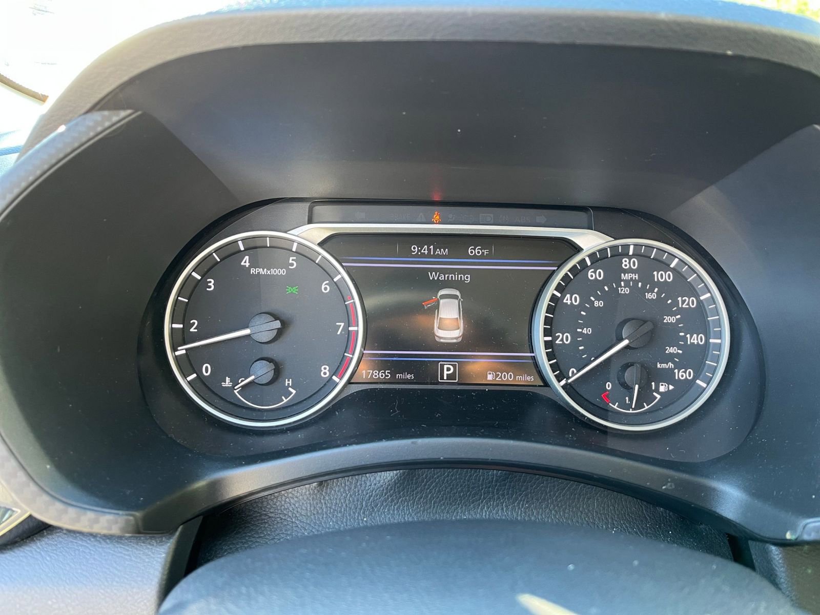 Used 2025 Nissan Sentra SV image 36