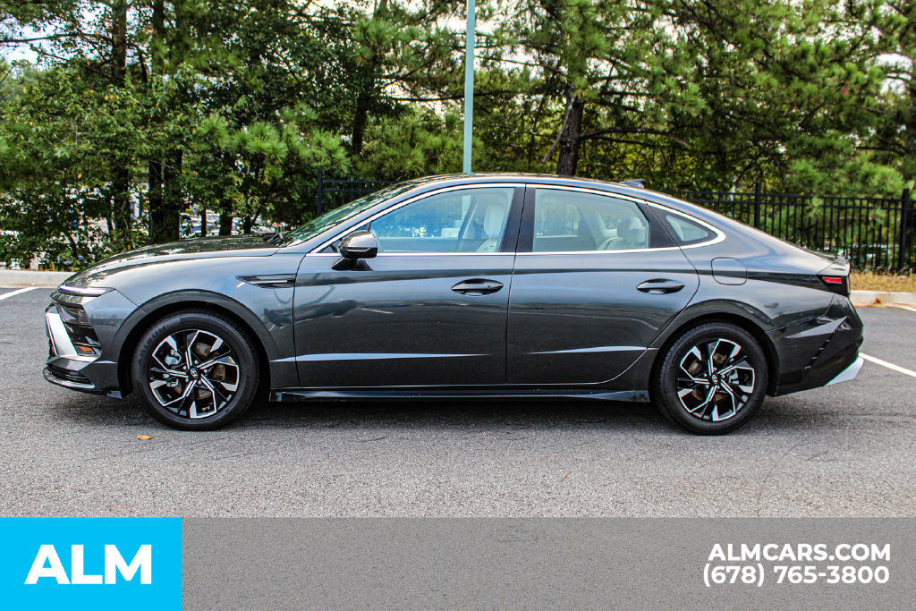 Used 2025 Hyundai Sonata SEL FWD image 6