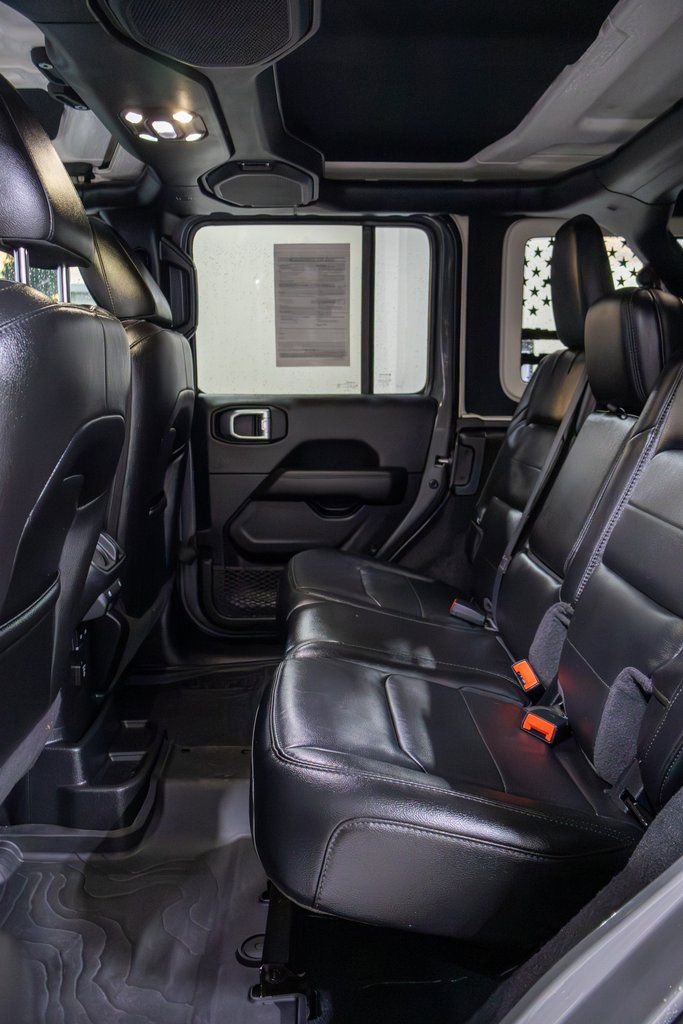 Used 2021 Jeep Wrangler Unlimited Sahara image 14