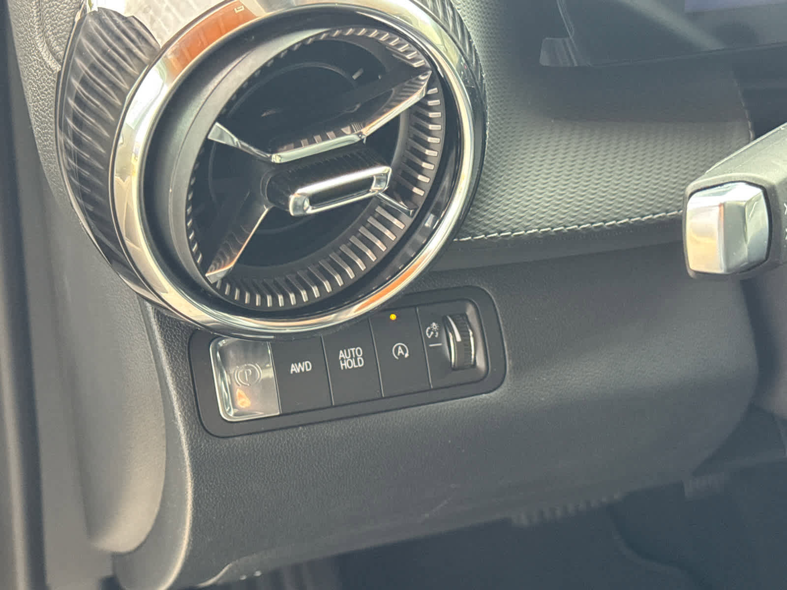 New 2026 Chevrolet Equinox LT w/ Convenience Package II image 13