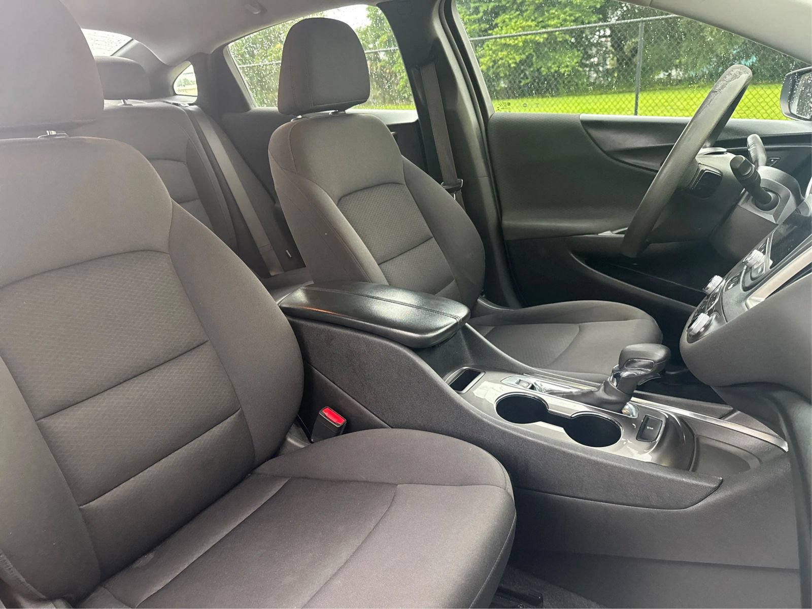 Used 2022 Chevrolet Malibu LT FWD image 16