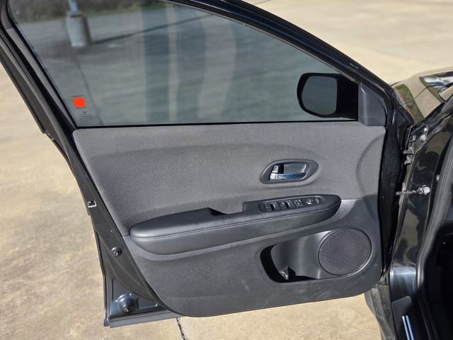 Used 2021 Honda HR-V LX image 21