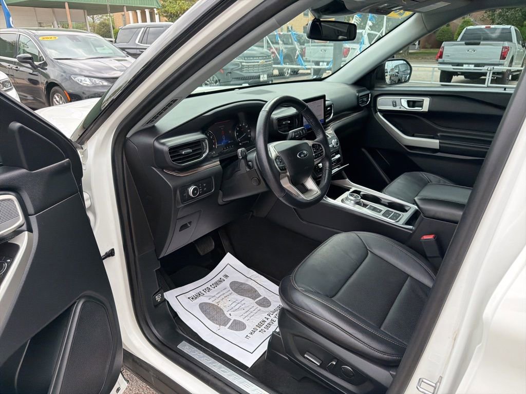 Used 2020 Ford Explorer Limited image 21