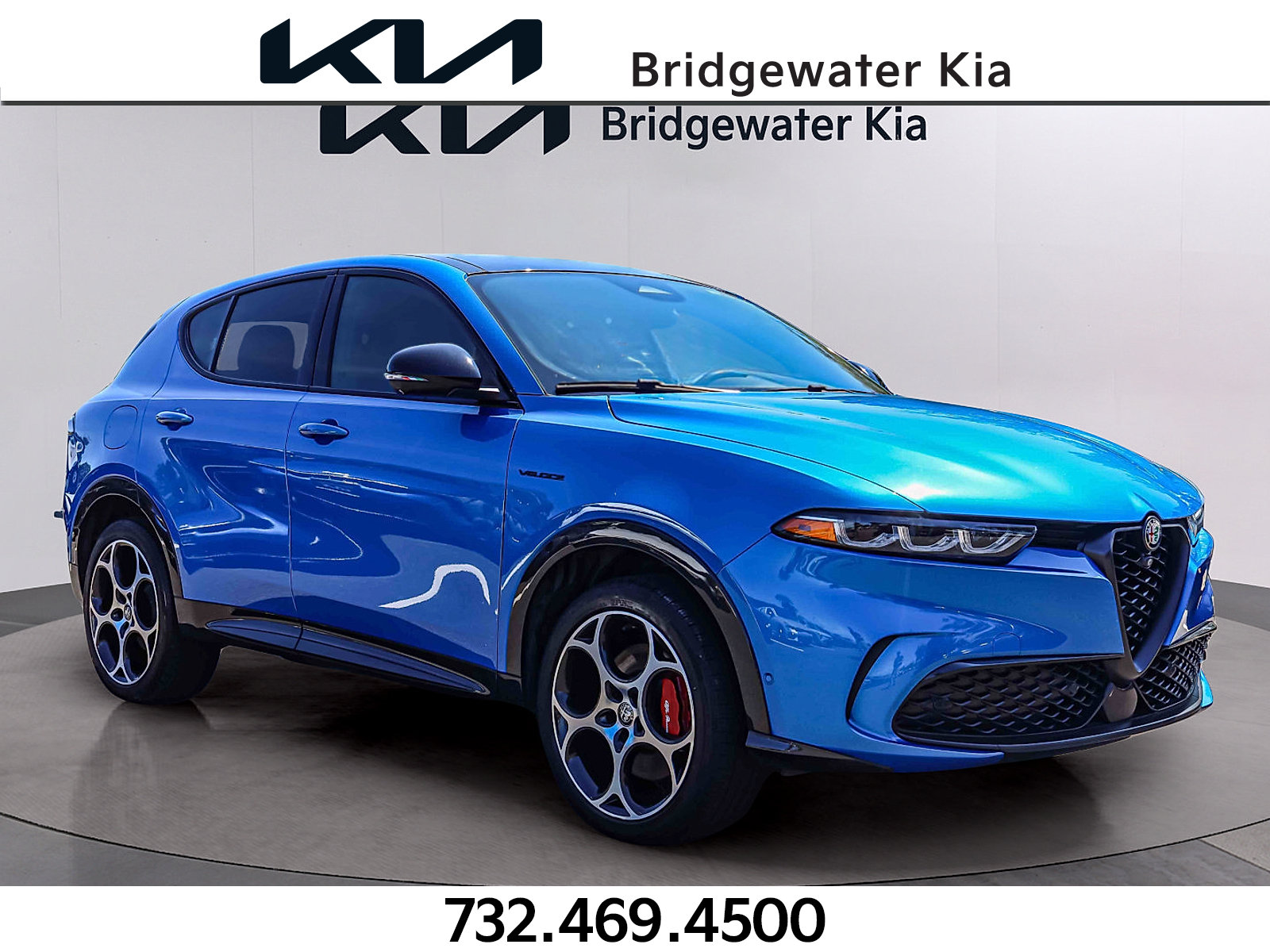 Used 2024 Alfa Romeo Tonale Veloce w/ Active Assist Package AWD/4WD image 1