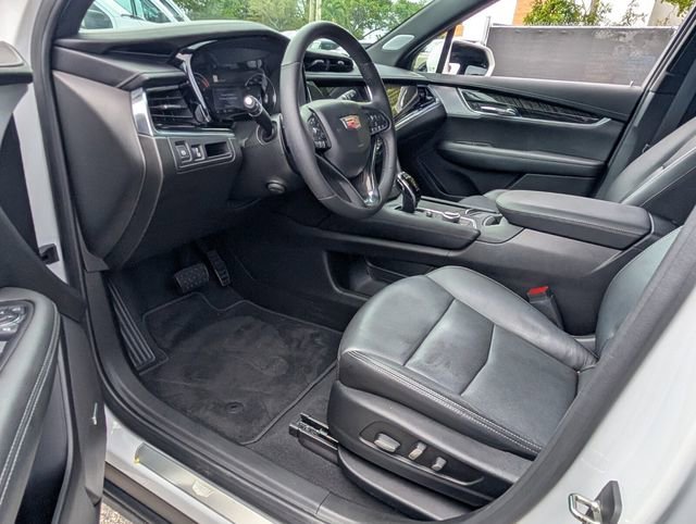 Used 2020 Cadillac XT6 Premium Luxury image 6