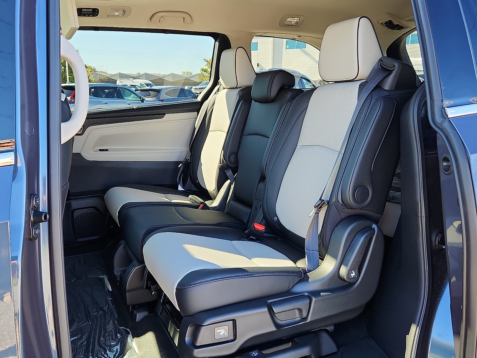New 2027 Honda Odyssey Elite image 6