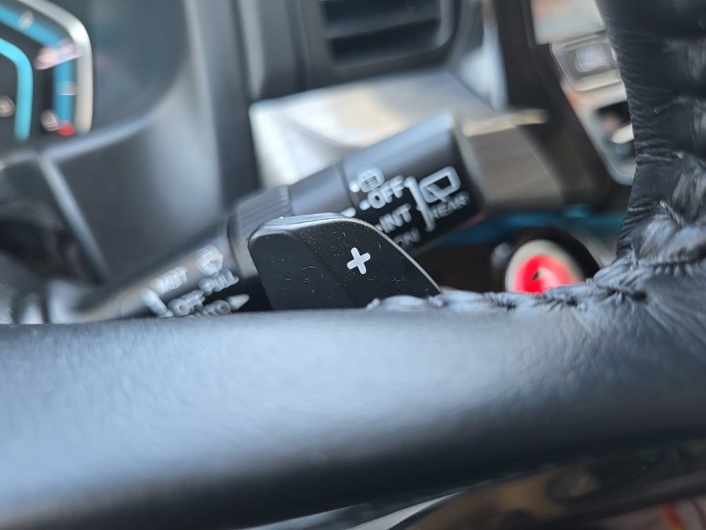 Used 2024 Honda Odyssey Elite image 48