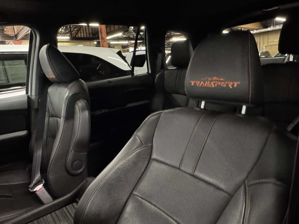 Certified 2022 Honda Passport TrailSport image 25