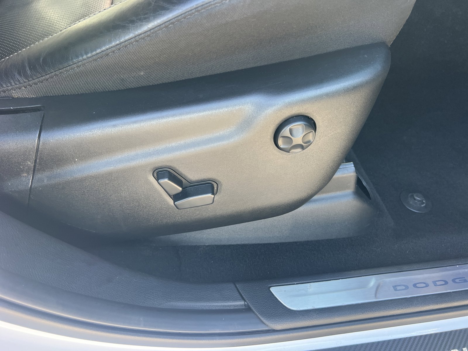 Used 2019 Dodge Durango R/T image 30