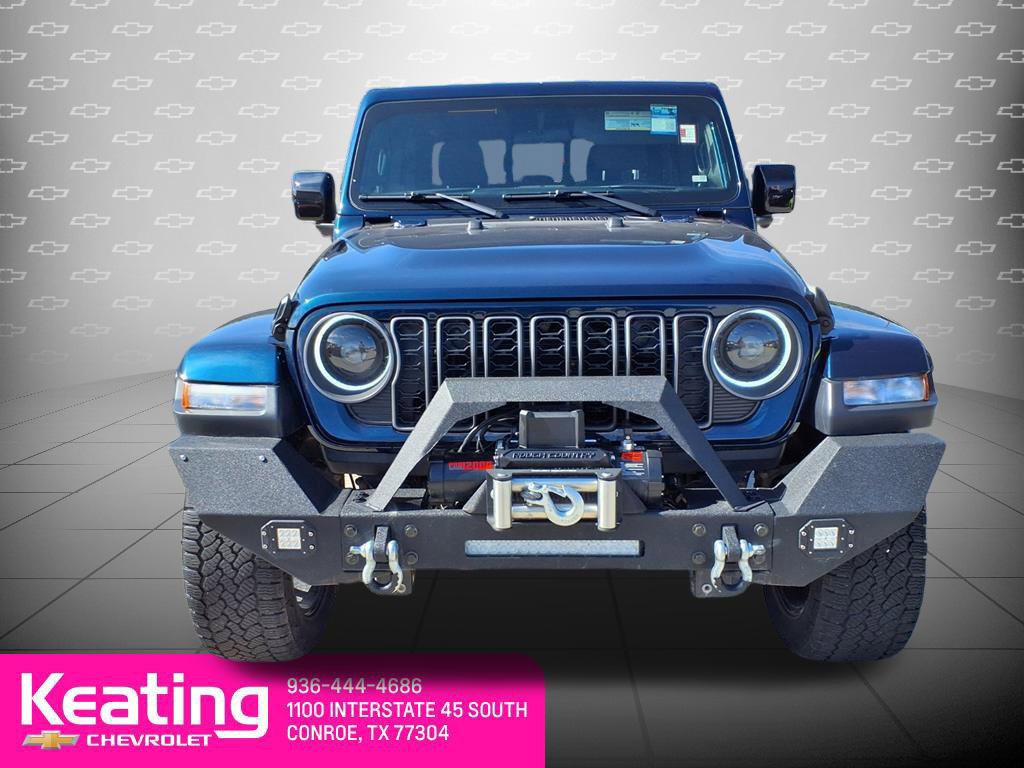 Used 2025 Jeep Gladiator Sport AWD/4WD image 4