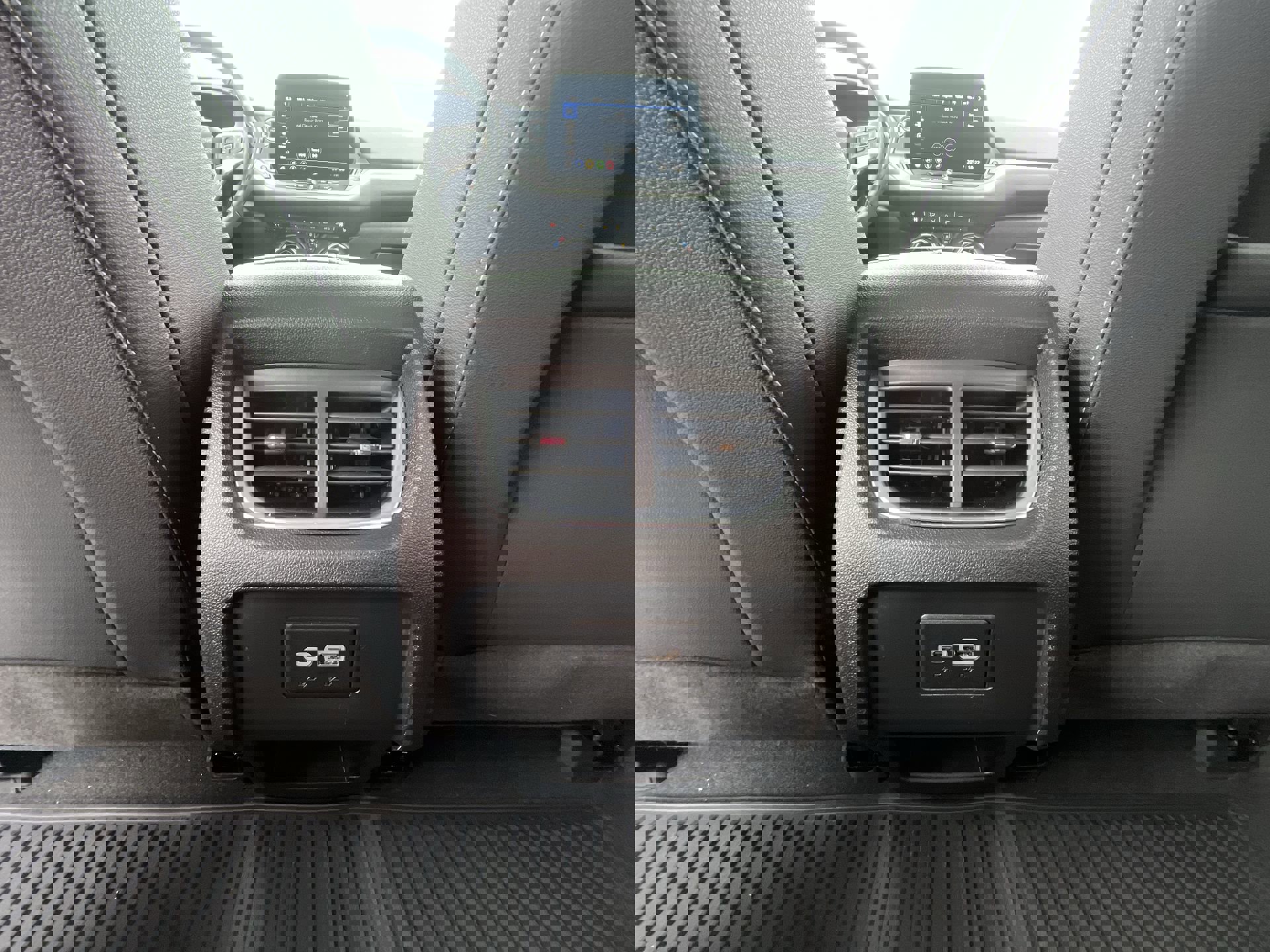 Certified 2024 Chevrolet Blazer LT w/ Midnight/Sport Edition image 21