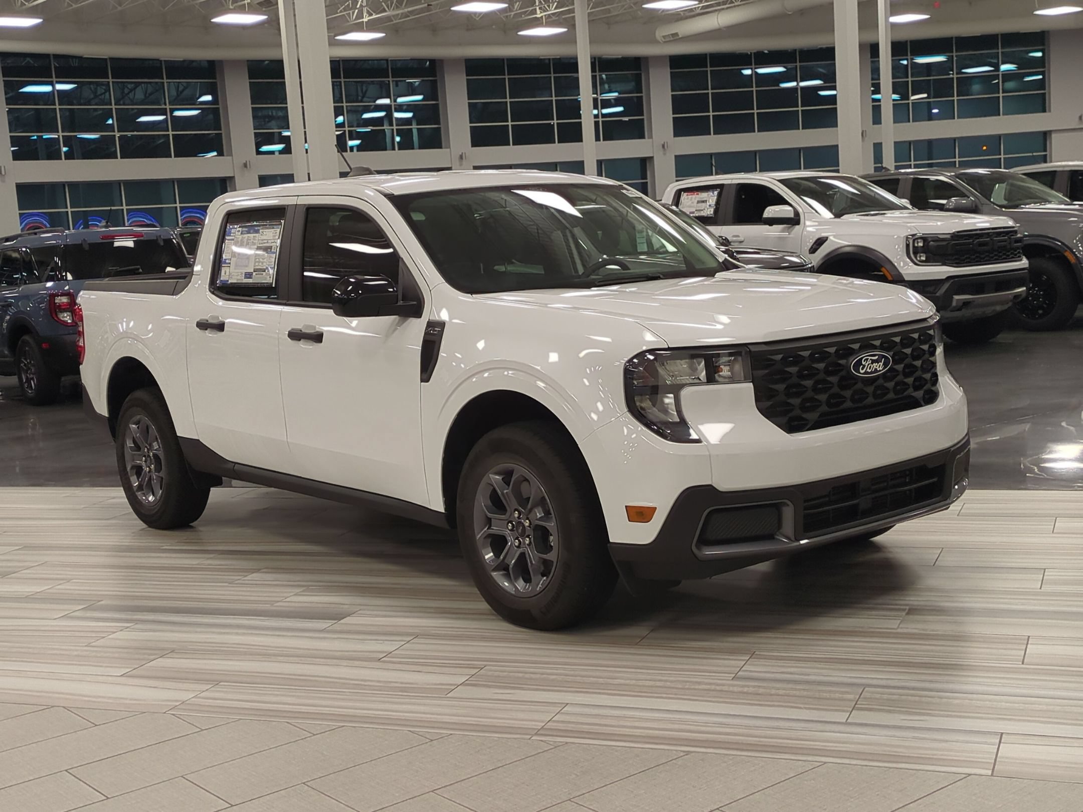 New 2026 Ford Maverick XLT w/ XLT Luxury Package AWD/4WD image 2