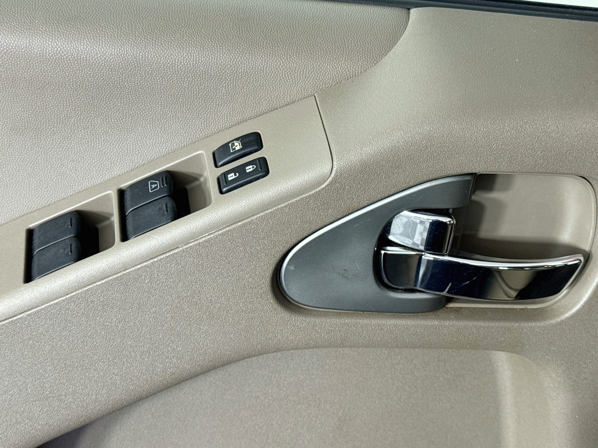 Used 2018 Nissan Frontier SV RWD image 21