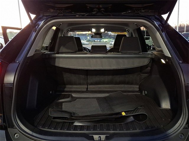 Certified 2022 Toyota RAV4 LE image 29