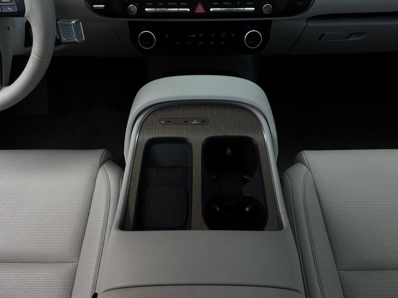 Used 2026 Hyundai Palisade SEL FWD image 21