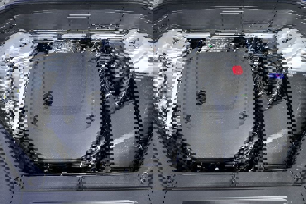 Certified 2026 Volvo XC90 B6 Plus w/ Protection Package Premier image 37