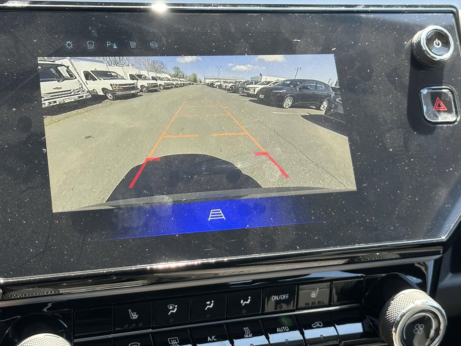 New 2027 Chevrolet Bolt LT w/ Comfort Package FWD image 11