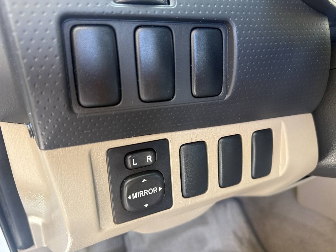 Used 2006 Toyota Tacoma 2WD Access Cab image 25