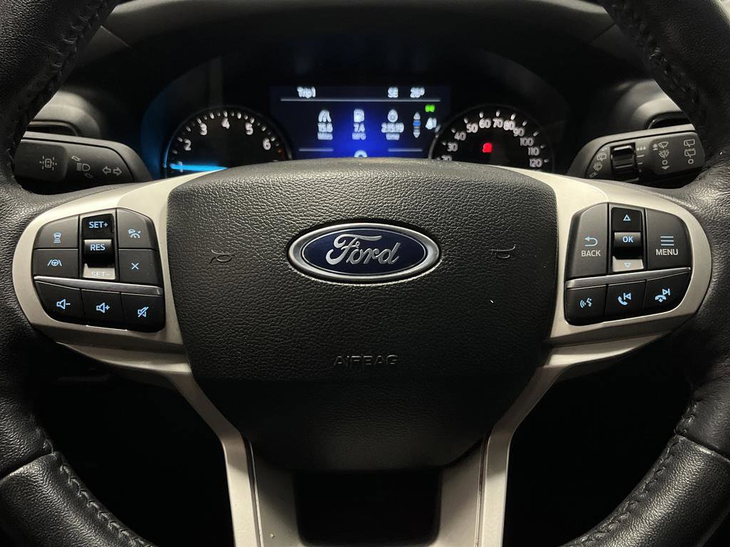 Used 2023 Ford Explorer Limited image 17
