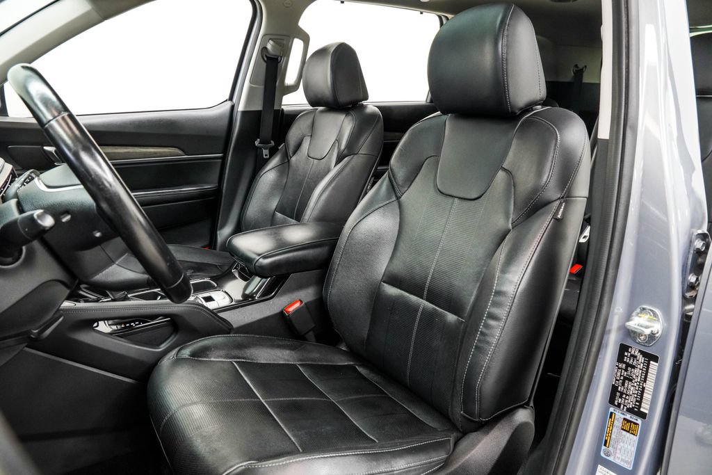 Used 2022 Kia Telluride EX w/ EX Premium Package FWD image 16