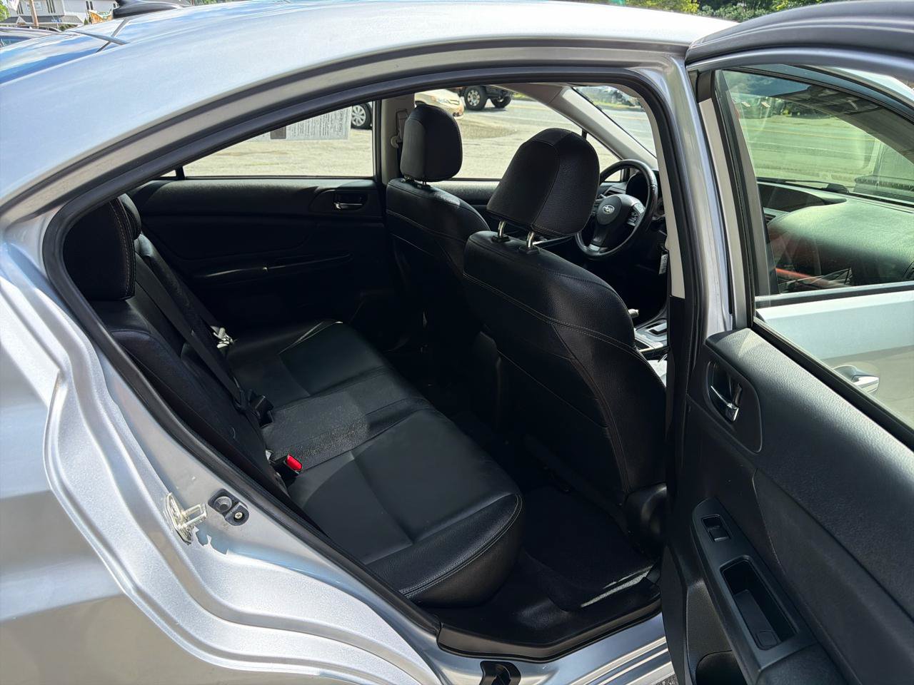 Used 2013 Subaru Impreza 2.0i Limited w/ Popular Pkg 2 AWD/4WD image 9