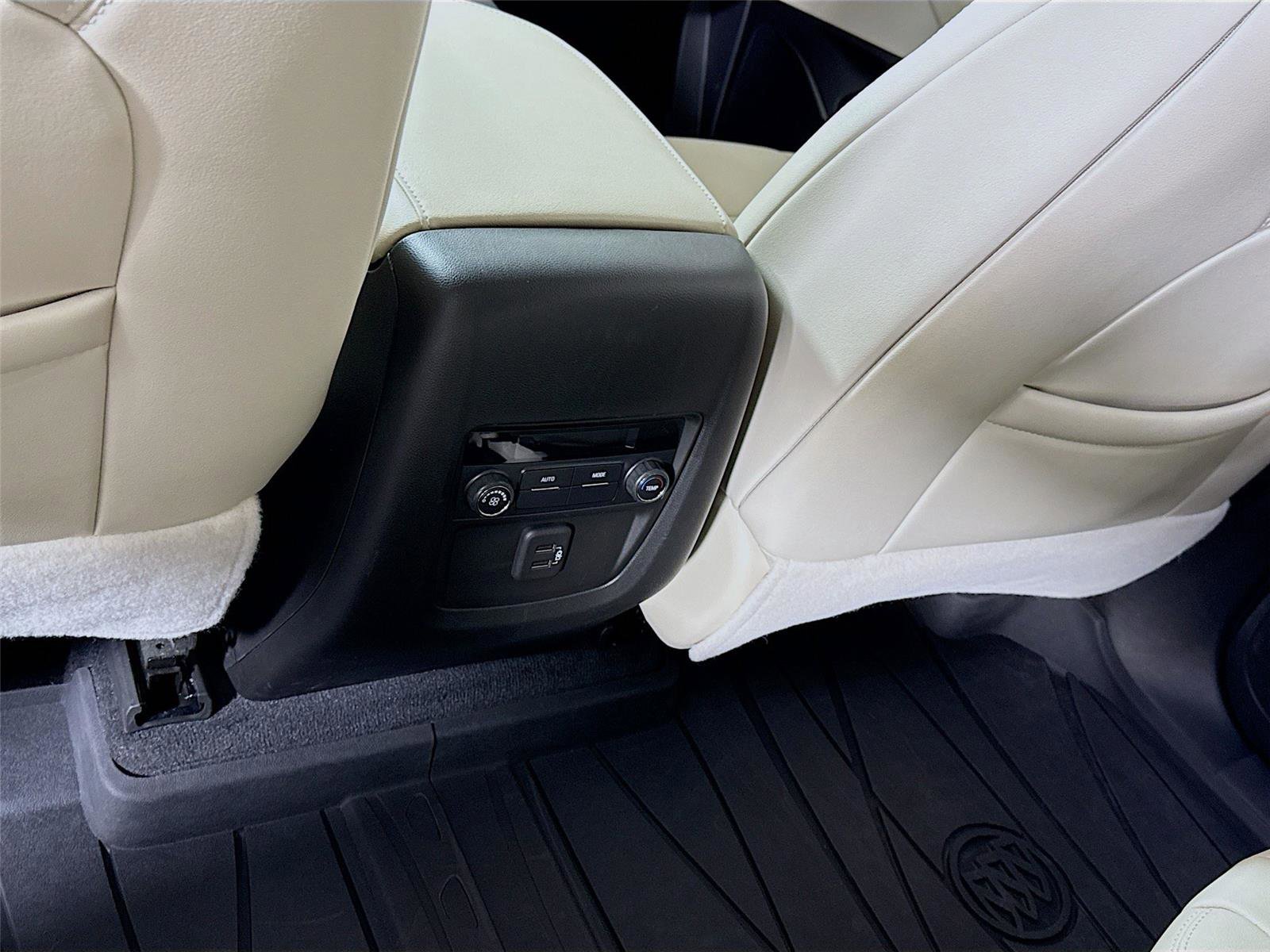 Used 2023 Buick Enclave Essence w/ LPO, Floor Liner Package AWD/4WD image 17