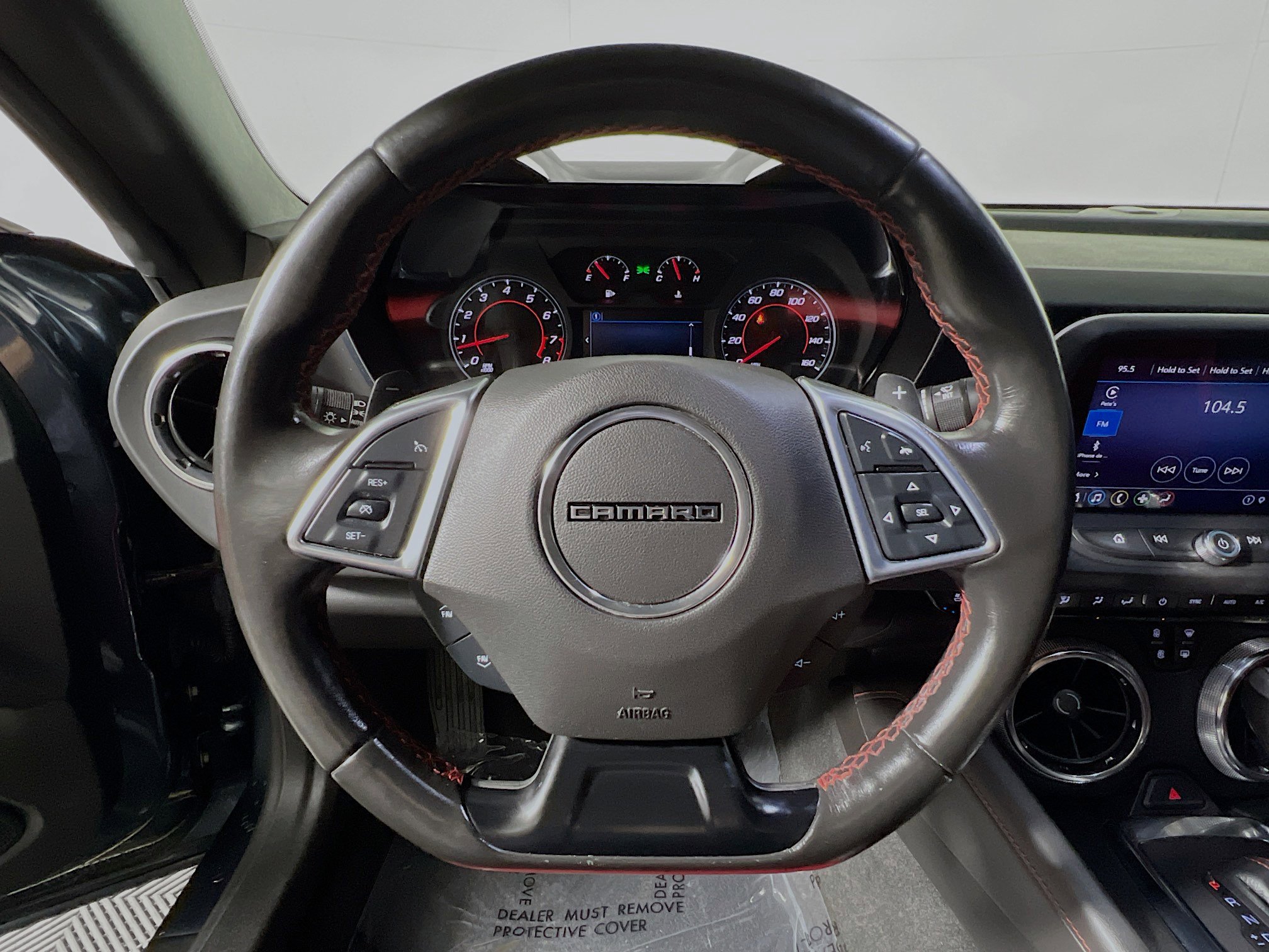 Used 2022 Chevrolet Camaro LT w/ Technology Package image 18