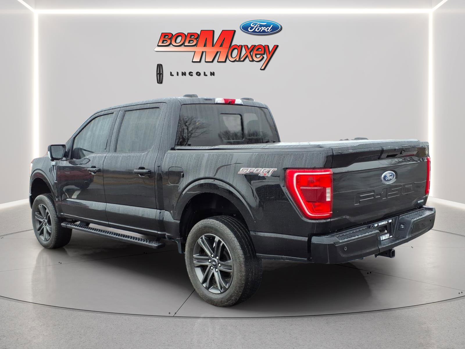 Used 2022 Ford F150 XLT w/ Equipment Group 302A High AWD/4WD image 7