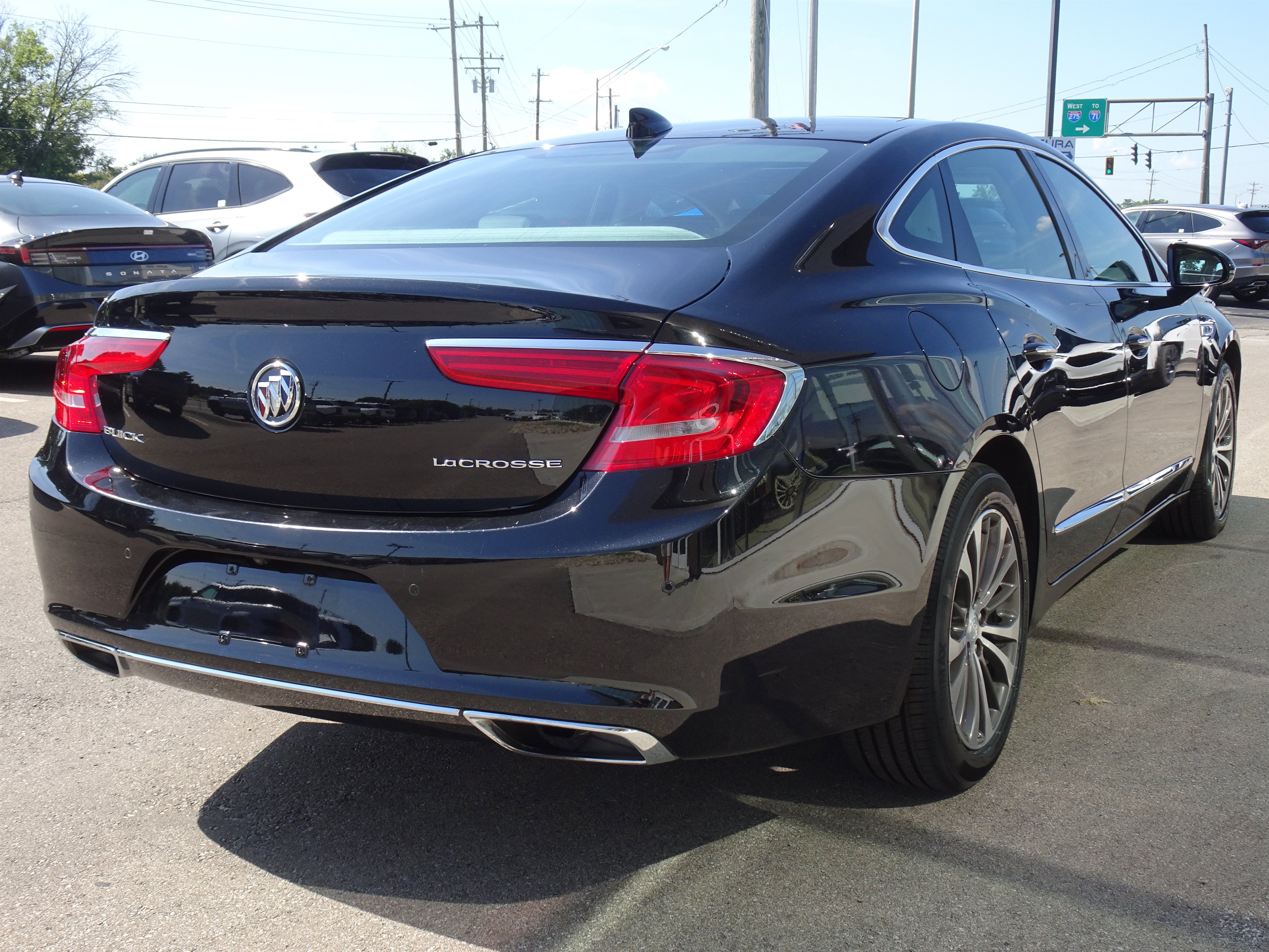 Used 2017 Buick LaCrosse Essence w/ Sun and Shade Package FWD image 5