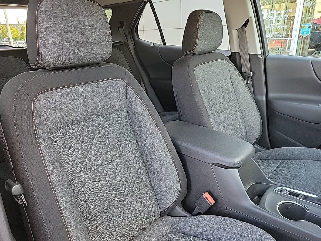 Used 2022 Chevrolet Equinox LT image 14