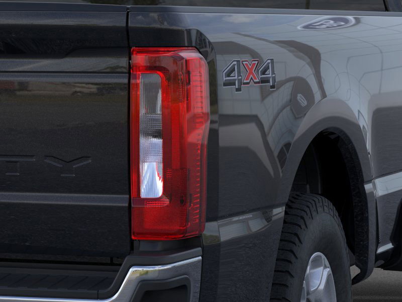 New 2026 Ford F350 XLT image 21