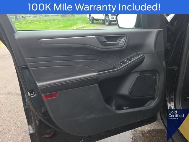 Used 2023 Ford Escape Active w/ Cold Weather Package FWD image 28