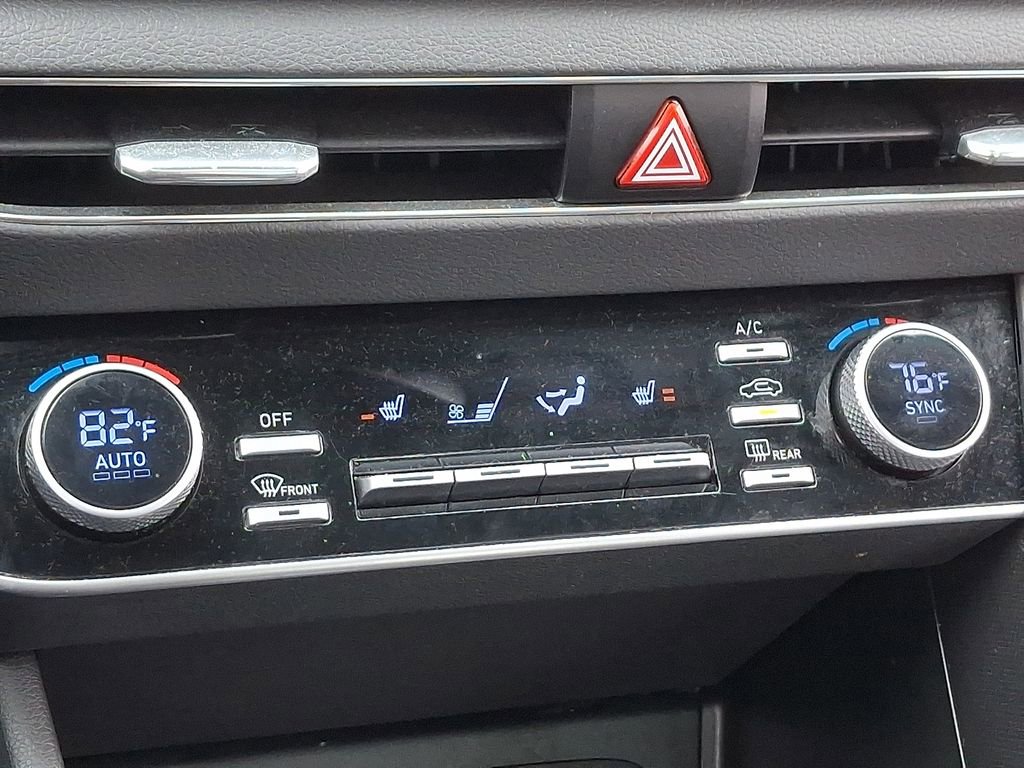 Used 2023 Hyundai Sonata SEL Plus w/ Cargo Package image 16