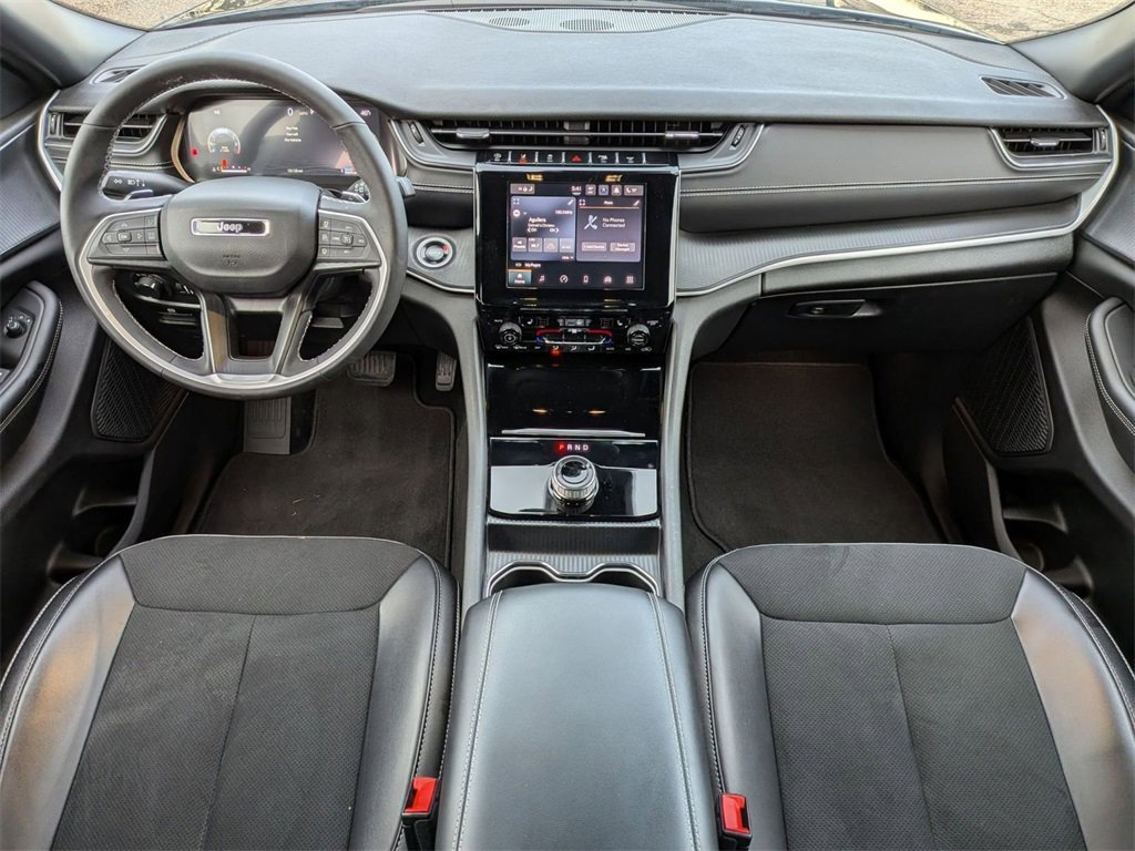 Certified 2024 Jeep Grand Cherokee Altitude image 27