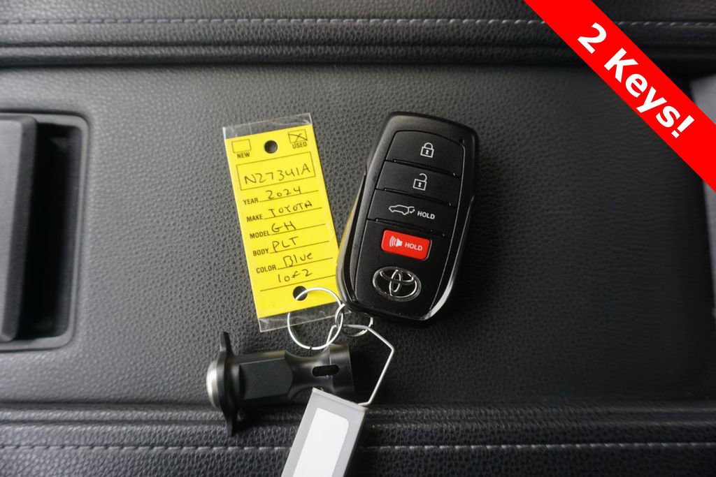 Used 2024 Toyota Grand Highlander Platinum image 34