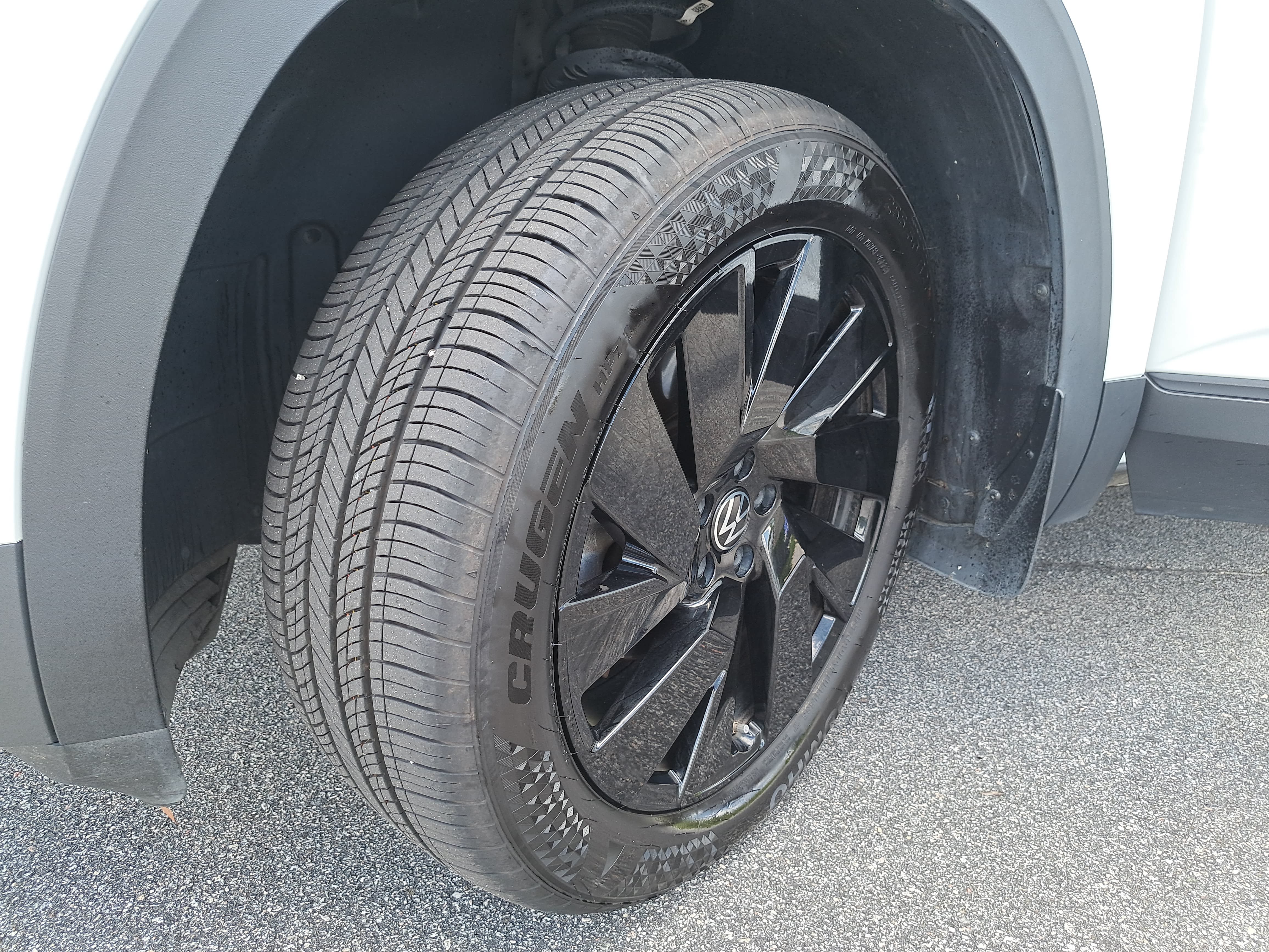 Used 2024 Volkswagen Atlas Cross Sport SE w/ Black Wheel Package AWD/4WD image 33