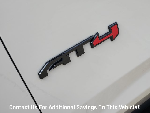 New 2027 GMC Yukon XL AT4 w/ AT4 Premium Plus Package AWD/4WD image 8