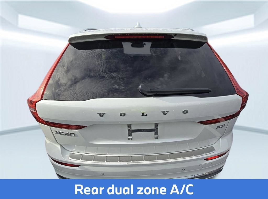 Used 2023 Volvo XC60 B5 Ultimate w/ Protection Package Premier FWD image 6