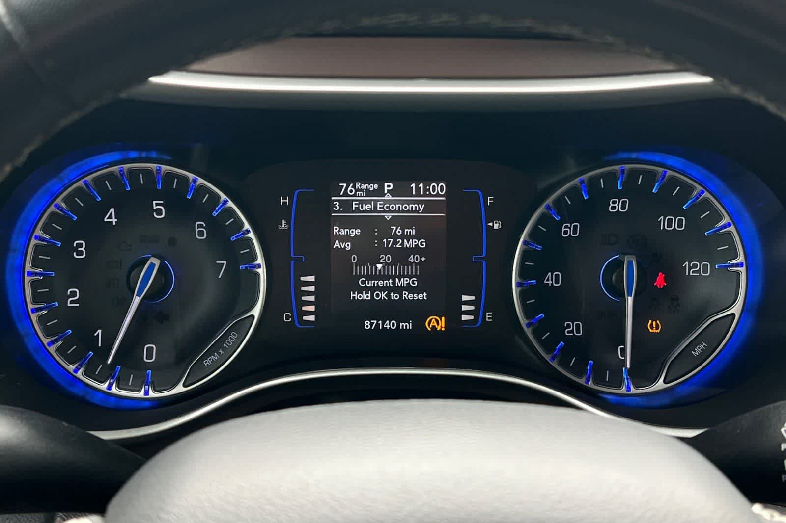 Used 2022 Chrysler Voyager LX FWD image 24