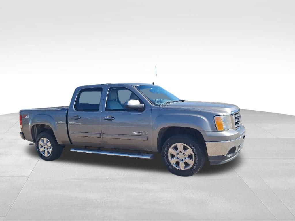 Used 2013 GMC Sierra 1500 SLT w/ Suspension Package, Off-Road image 9