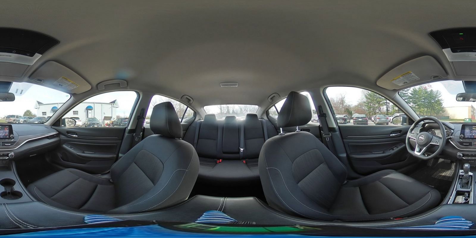 Used 2025 Nissan Altima 2.5 SV FWD image 41