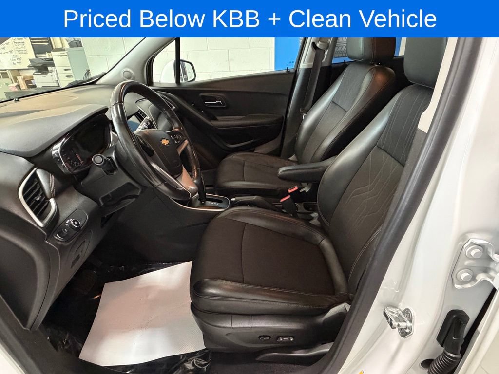 Used 2019 Chevrolet Trax LT w/ LT Convenience Package FWD image 10