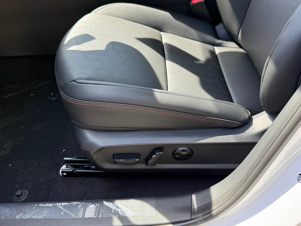 New 2026 Nissan Sentra SR w/ SR Premium Package FWD image 20