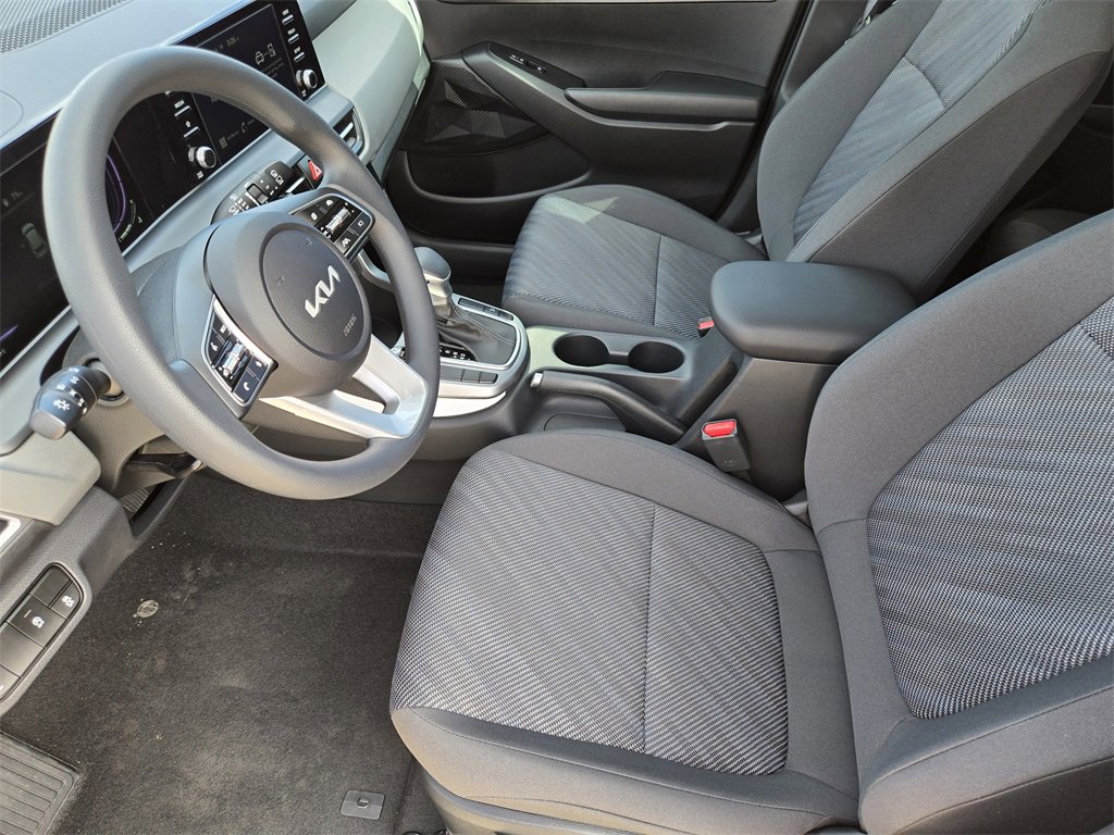 New 2026 Kia Seltos LX image 9
